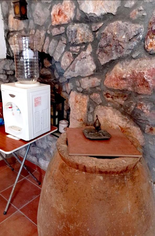 Вілла Traditional Stone House In Chios Chios Island Екстер'єр фото