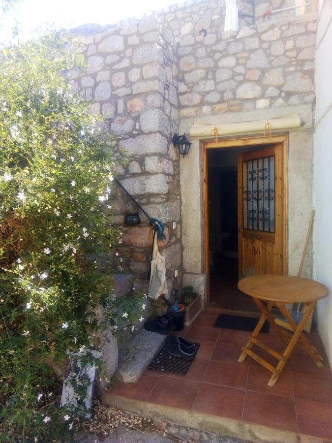 Вілла Traditional Stone House In Chios Chios Island Екстер'єр фото